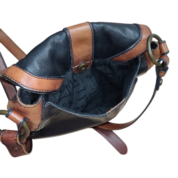 VINTAGE FOSSIL CROSSBODY PURSE TWO TONE COW HIDE LEATHER ADJUSTABLE MAGNETIC - Picture 13 of 17